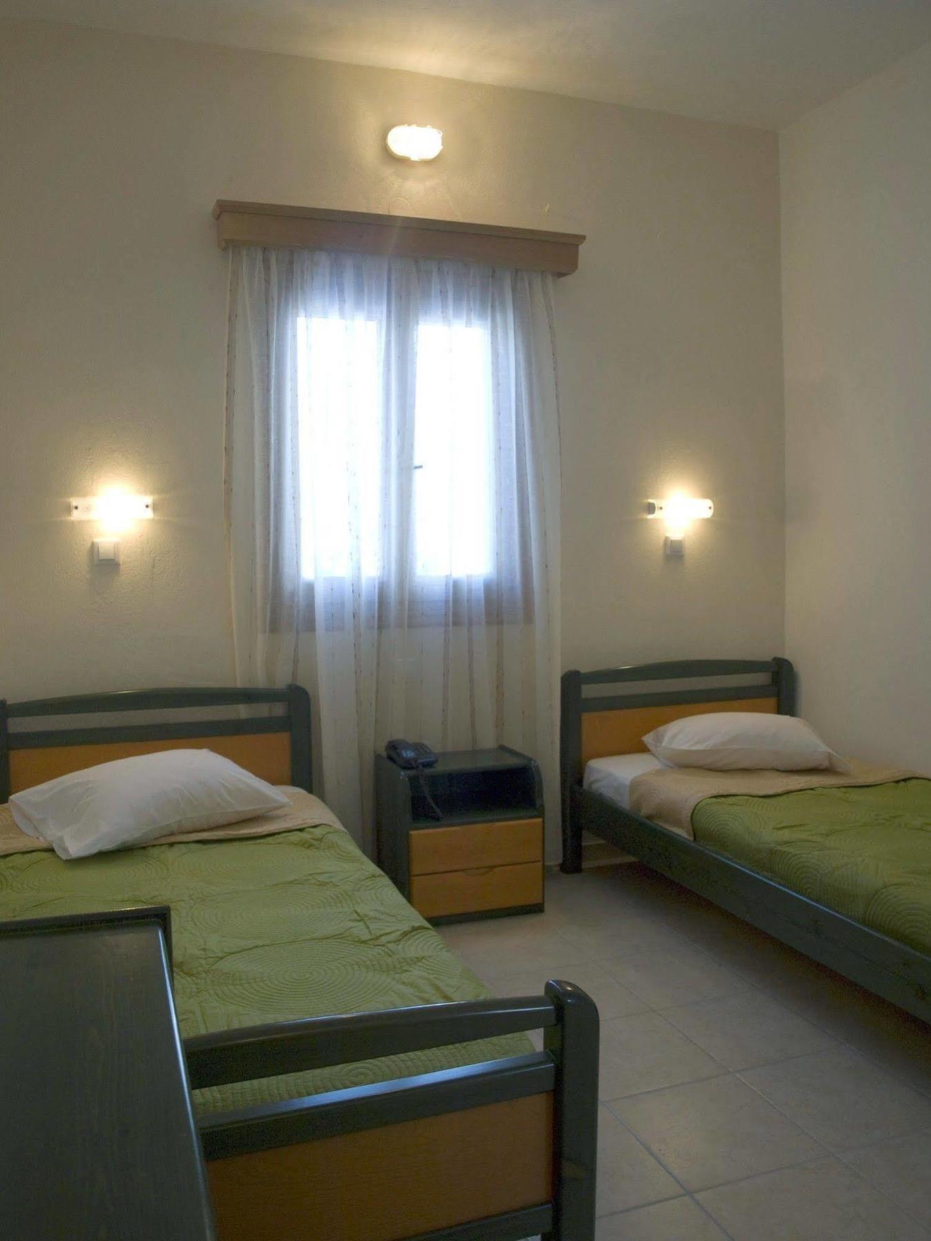 Galaxy Hotel Mylopotas Eksteriør billede