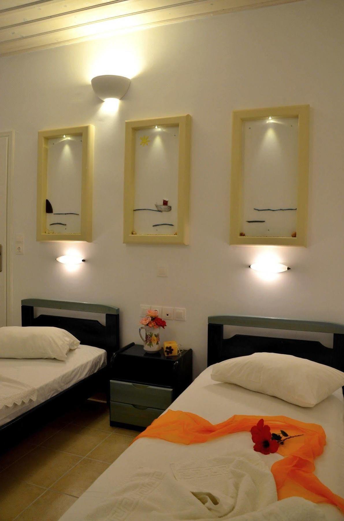 Galaxy Hotel Mylopotas Eksteriør billede